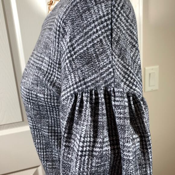 BOBEAU drop sleeves V-back black white plaid hounds tooth small pullover top - Picture 8 of 9